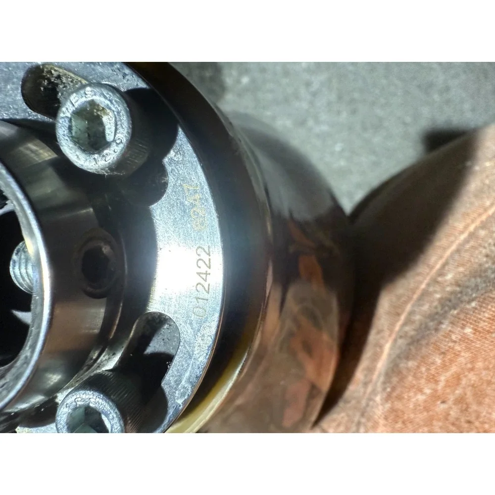 Camo Prosthetic Socket w/ Lyn Valve + 2 Össur Iceross Liners‎ – Display Only